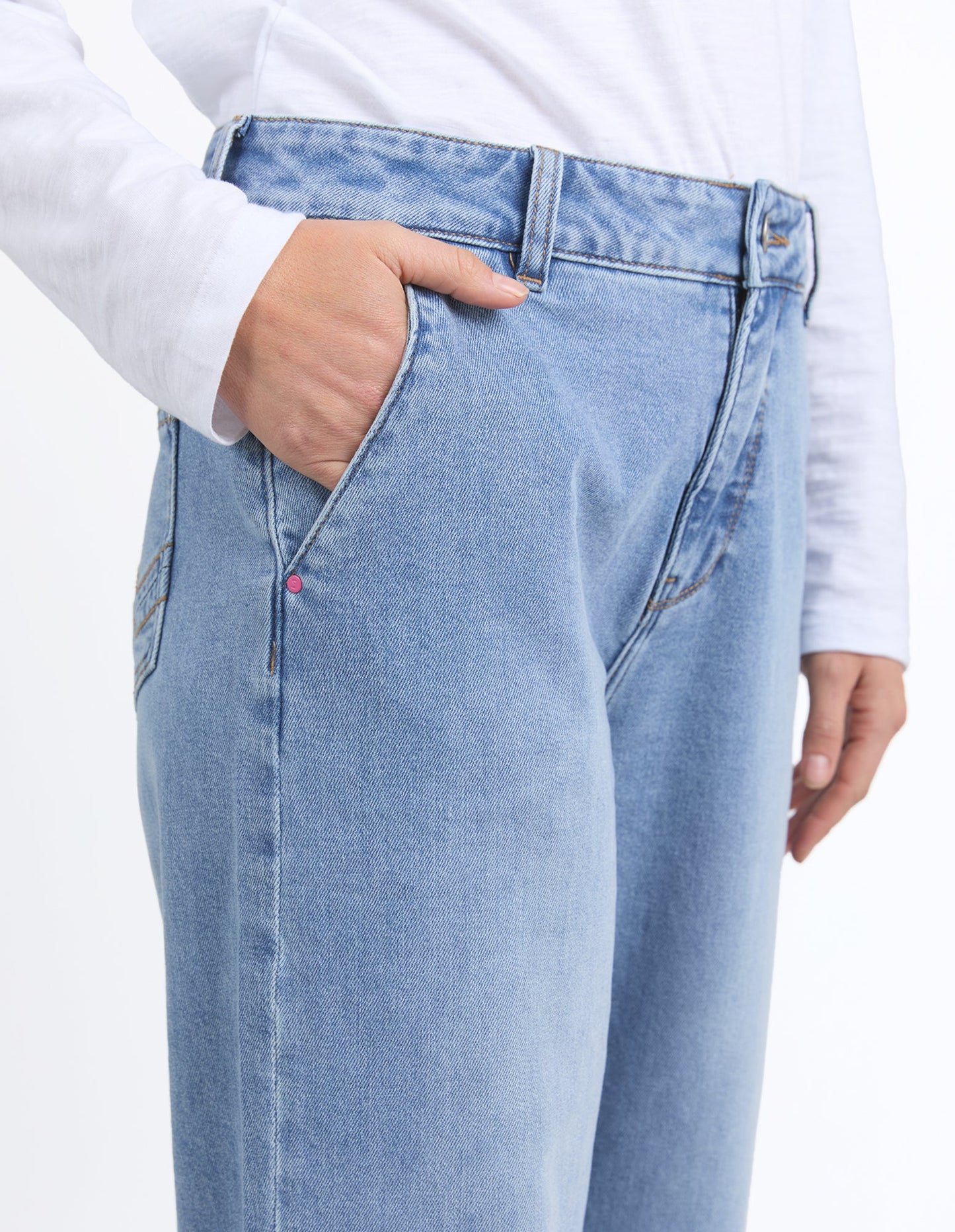 Elm Izzy Wide Leg Jean - vintage blue wash
