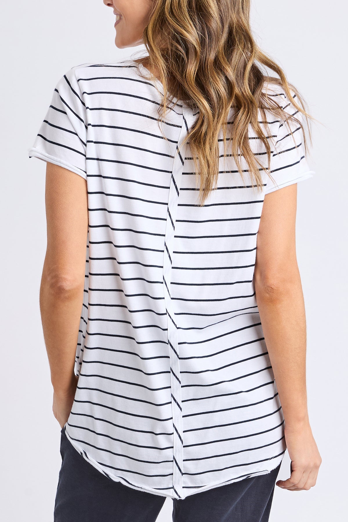 Elm Pima Vee Tee - white/navy stripe