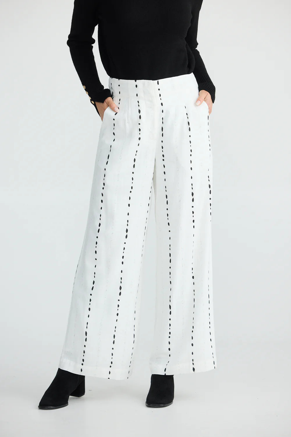 Brave & True Dana Pant - blurred lines