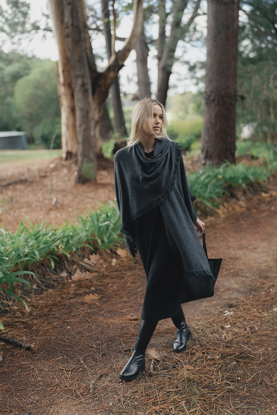 Humidity Fringe Wrap