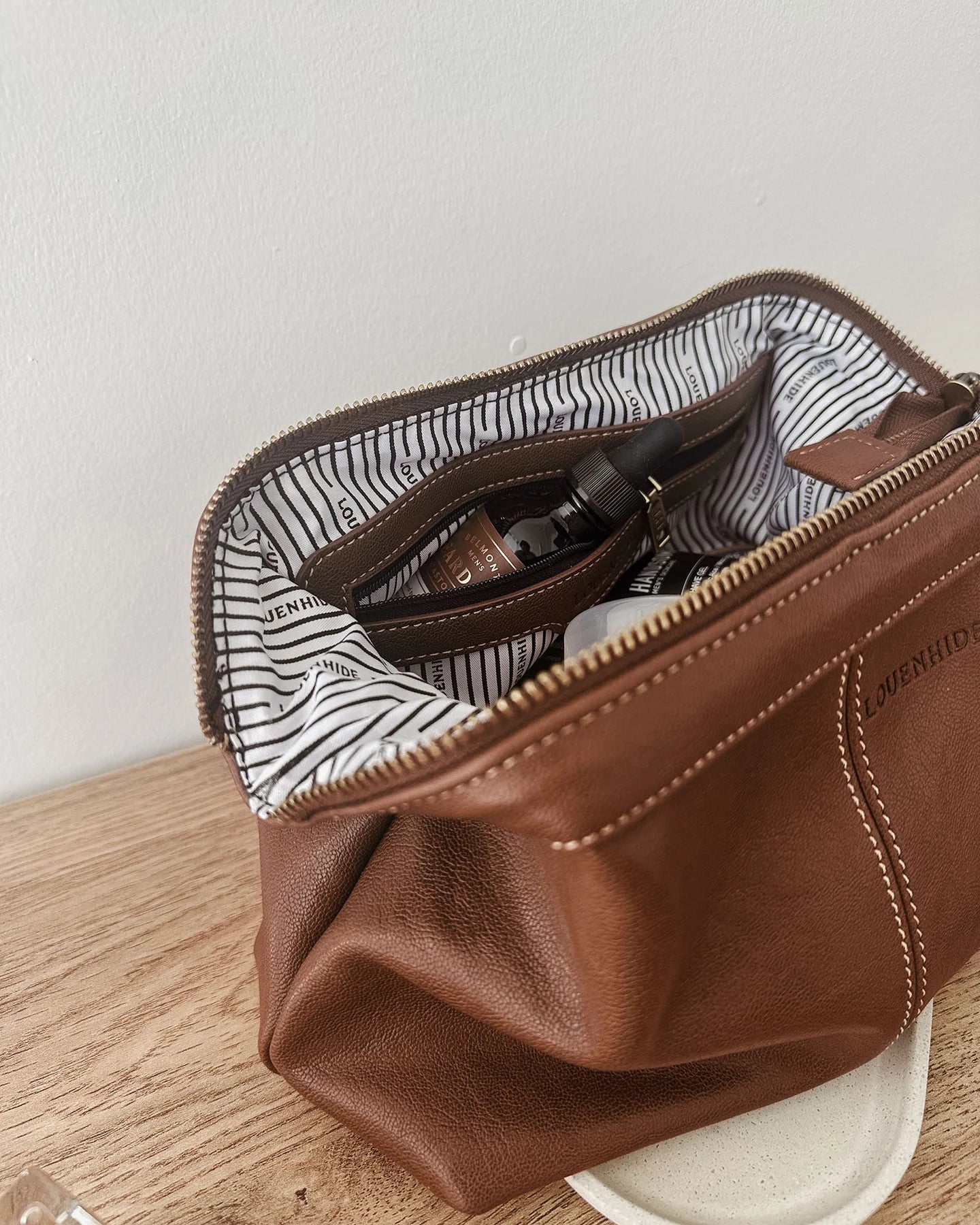 Louenhide Albie Cosmetic case