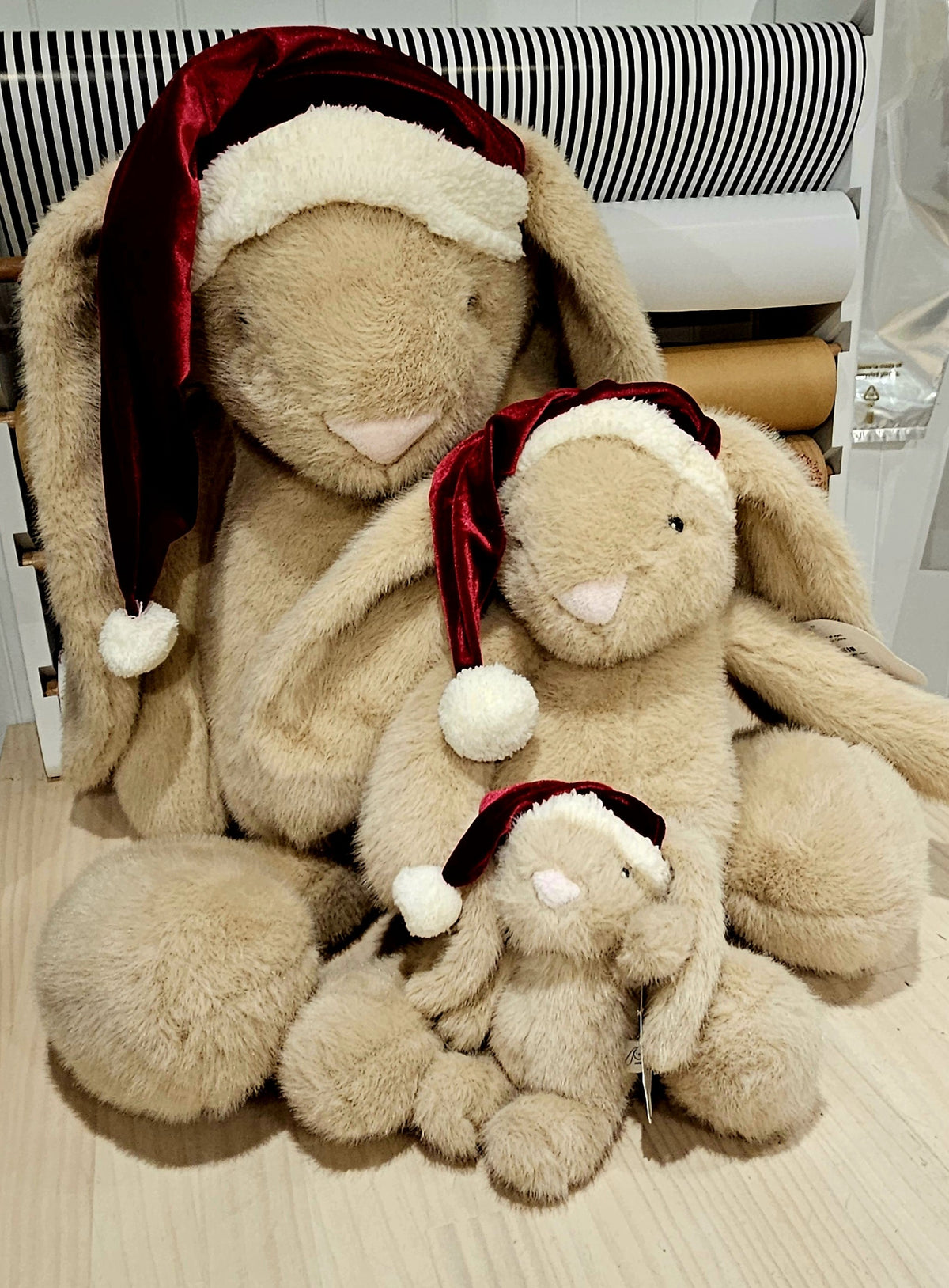 Holly & Ivy Santa Jasper Bunny