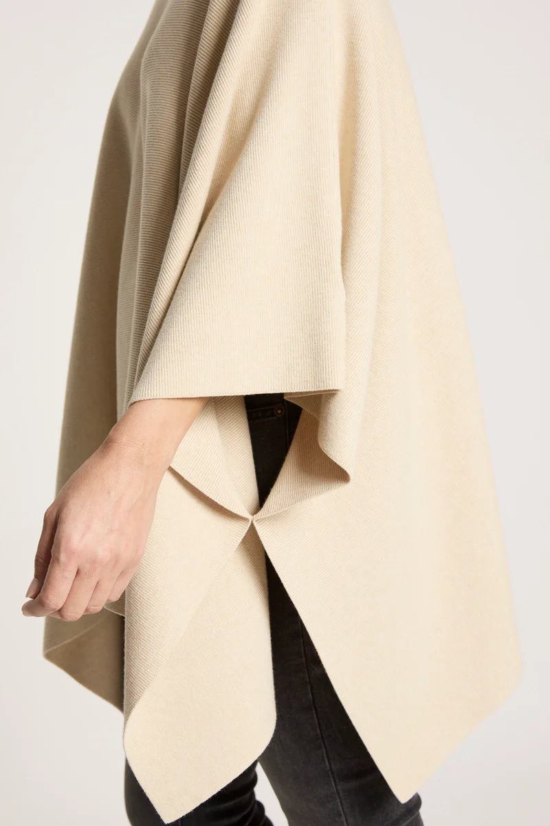 Eb & Ive Samira Poncho