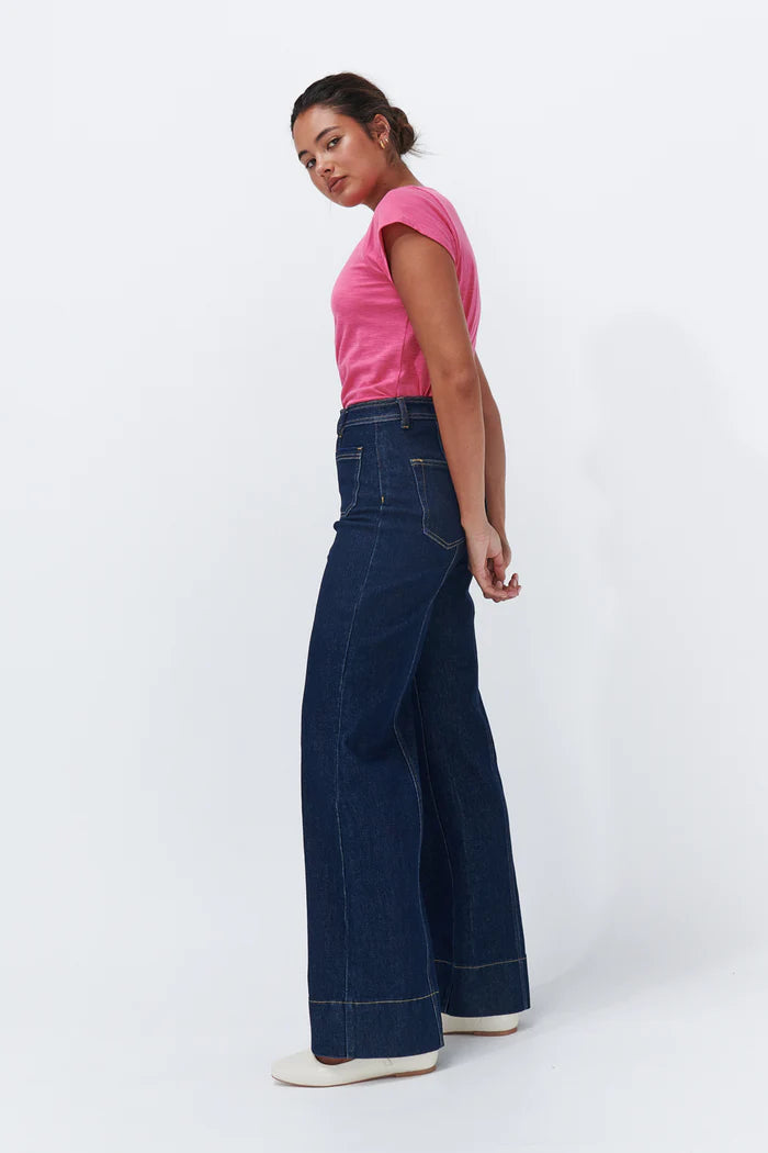 Kireina Farrah Jean
