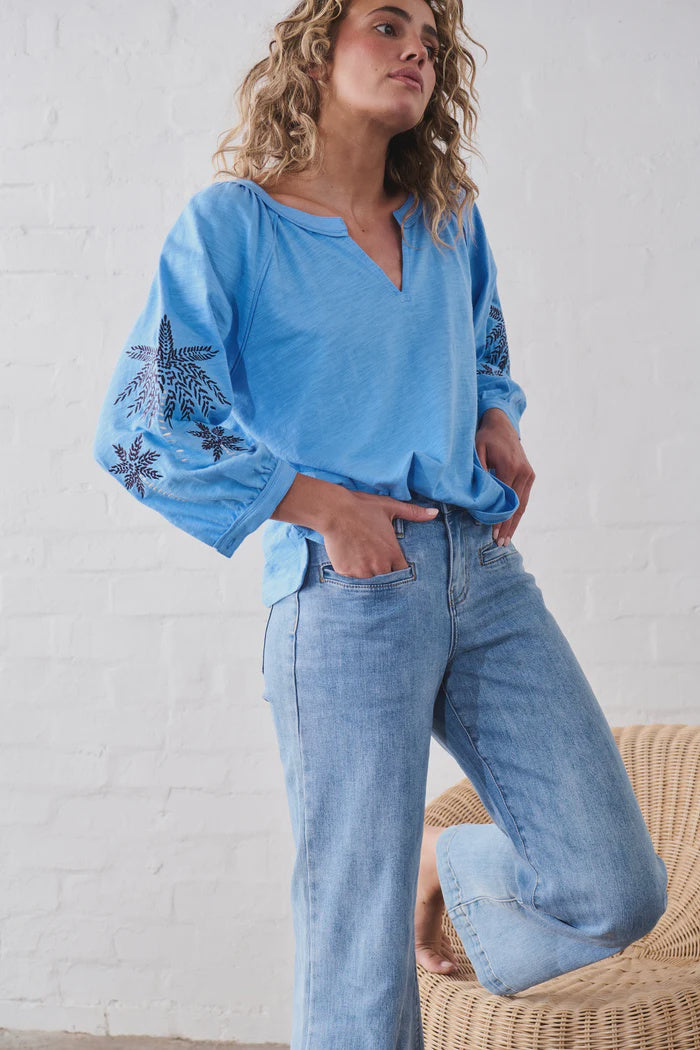 Kireina Kimberley Top - sky blue