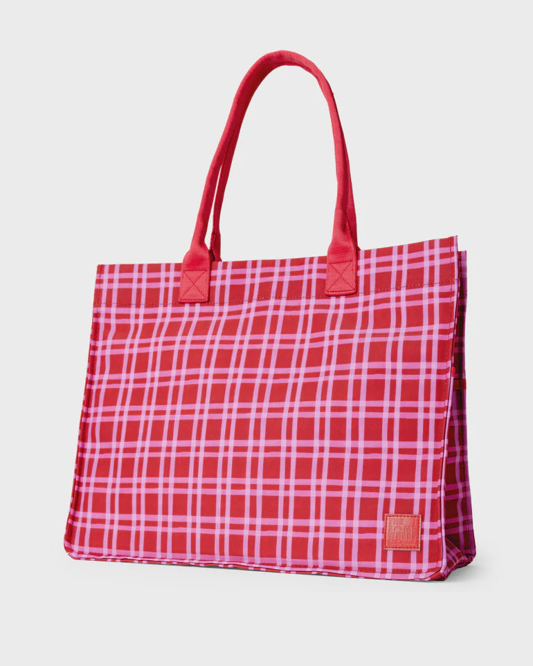 The Somewhere Co Ultimate tote - raspberry lemonade